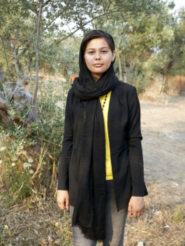 Refugee Camp Moria, Lesbos Lesvos Griechenland Anne Barth, Portrait Mädchen aus Afghanistan